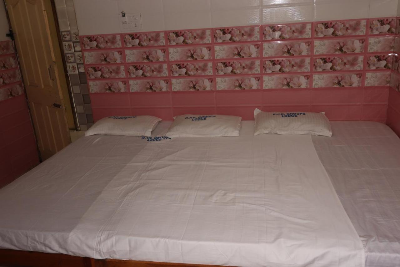 Annaiyin Hotel King Palace Велангани Екстериор снимка